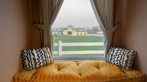 House of Olimpos Suit Jakuzili ve Şömineli Oda